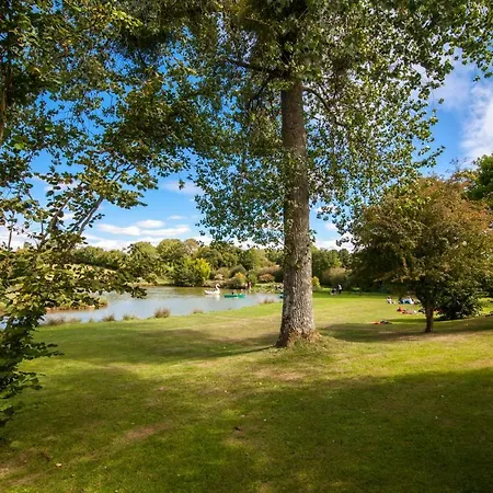 Manoir De La Foulerie Bed & Breakfast 3*