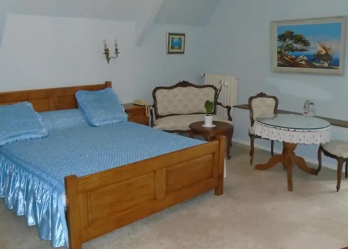 Manoir De La Foulerie Couette-café 3*